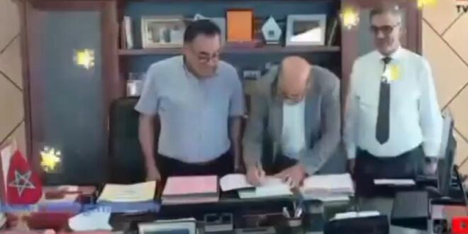 الاستاد بوشعيب حركاتي  رئيس جمعية التضامن  المغربي  الاوربي  في لقاء  خاص مع رئيس مجلس جهة طنجة اصيلة